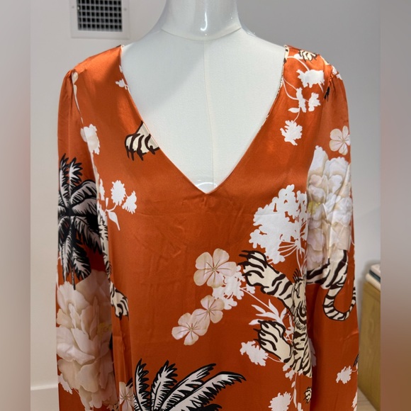 NWT Las Sureñas Tiger Romantic Silk Maxi Dress Size Medium - Picture 10 of 15